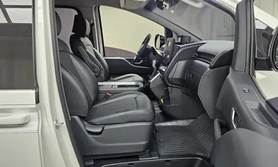 Hyundai Staria 2022, 3850 км, за 16385.86 USD - фото 11