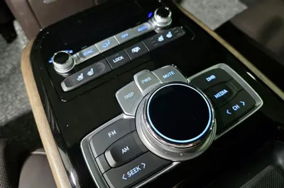 Genesis G90 2019, 141000 км, за 19692.79 USD - фото 17