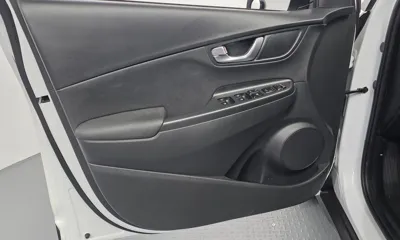 Hyundai Kona 2022, 74352 км, за 12697.79 USD - фото 24
