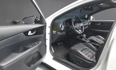 Kia K3 2019, 118180 км, за 7488.44 USD - фото 10