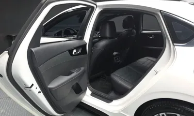 Kia K3 2019, 118180 км, за 7488.44 USD - фото 26