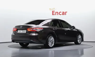 Toyota Camry 2018, 98229 км, за 15419.46 USD