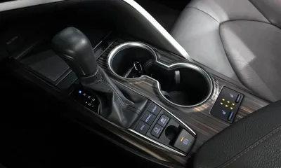Toyota Camry 2018, 98229 км, за 15281.04 USD - фото 9