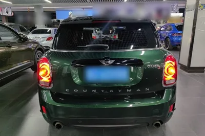 MINI Countryman 2017, 63500 км, за 14183 USD