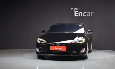 Tesla Model S 2020, 110437 км, за 32438.39 USD