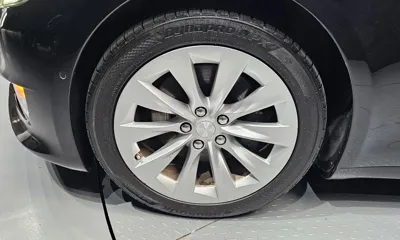 Tesla Model S 2020, 110437 км, за 32438.39 USD