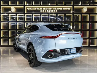 Aston Martin DBX 2022, 62000 км, за 140924.44 USD
