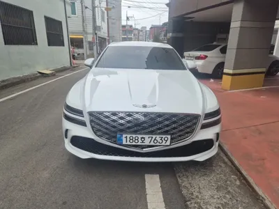 Genesis G80 2026, 1755 км, за 28794.8 USD