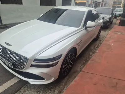 Genesis G80 2026, 1755 км, за 28794.8 USD