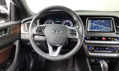 Hyundai Sonata 2019, 33978 км, за 8550.38 USD - фото 13
