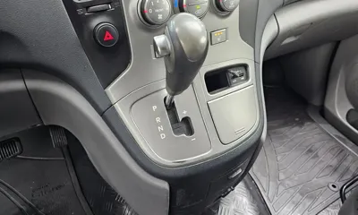 Hyundai Starex 2013, 120963 км, за 4355.46 USD - фото 9