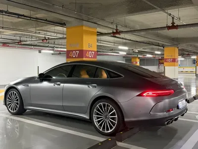 Mercedes-Benz AMG GT 2020, 62000 км, за 41289.22 USD