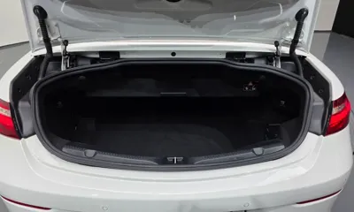 Mercedes-Benz E-Class 2019, 112978 км, за 18175.91 USD - фото 20