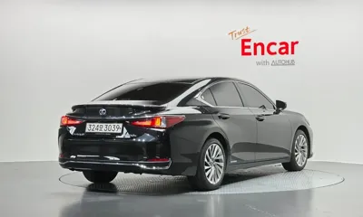 Lexus ES 2021, 27496 км, за 29444.15 USD