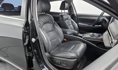 Hyundai Grandeur 2021, 79939 км, за 16525.66 USD - фото 10