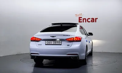 Hyundai Genesis 2016, 81763 км, за 9058.68 USD