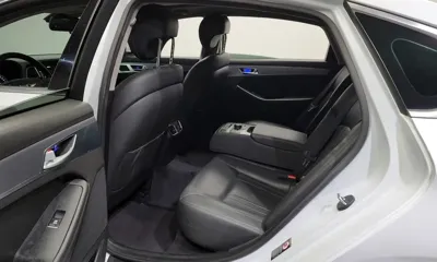 Hyundai Genesis 2016, 81763 км, за 8990.23 USD - фото 11