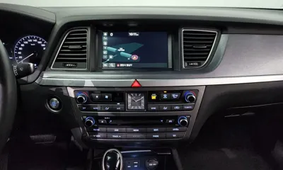 Hyundai Genesis 2016, 81763 км, за 8990.23 USD - фото 16