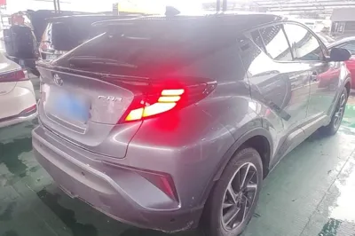 Toyota C-HR 2023, 21400 км, за 14380 USD - фото 6