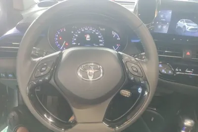Toyota C-HR 2023, 21400 км, за 14380 USD - фото 18