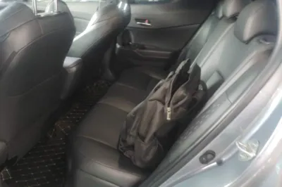 Toyota C-HR 2023, 21400 км, за 14380 USD - фото 25