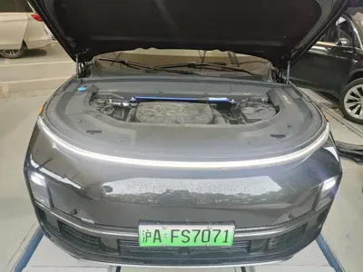 Li Auto Li L8 2023, 44000 км, за 31635.64 USD - фото 8