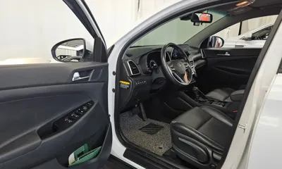 Hyundai Tucson 2020, 80797 км, за 11009.78 USD - фото 10
