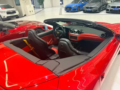 Ferrari California T 2015, 50000 км, за 102705.48 USD