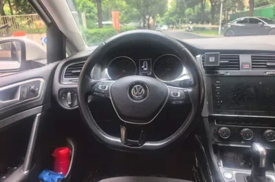 Volkswagen Golf 2020, 50900 км, за 10328 USD - фото 7
