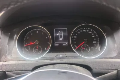 Volkswagen Golf 2020, 50900 км, за 10328 USD - фото 8
