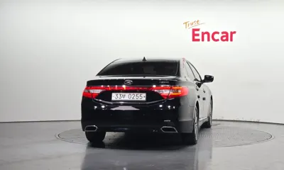 Hyundai Grandeur 2016, 126275 км, за 5420.42 USD