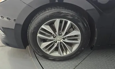 Hyundai Grandeur 2016, 126275 км, за 5420.42 USD