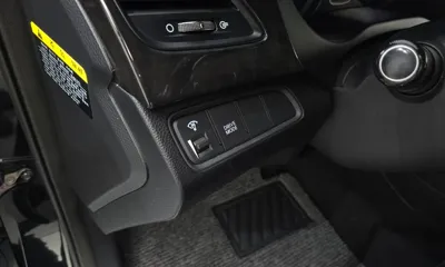 Hyundai Grandeur 2016, 126275 км, за 5420.42 USD - фото 15