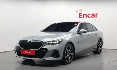 BMW 5-Series · 2025 год