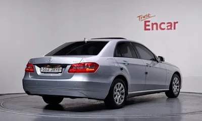 Mercedes-Benz E-Class 2011, 156331 км, за 3311.26 USD