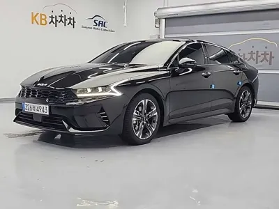 Kia K5 · 2023 год