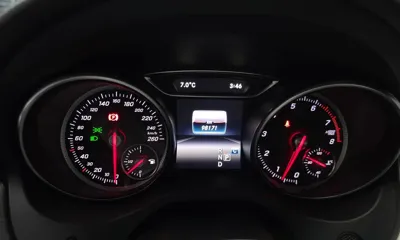 Mercedes-Benz CLA-Class 2018, 98171 км, за 9321.26 USD - фото 8