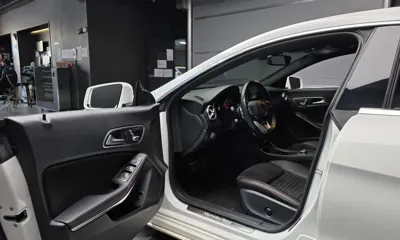 Mercedes-Benz CLA-Class 2018, 98171 км, за 9321.26 USD - фото 11