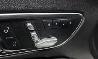 Mercedes-Benz CLA-Class 2018, 98171 км, за 9321.26 USD - фото 16