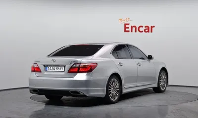 Lexus LS 2011, 155115 км, за 8255.86 USD