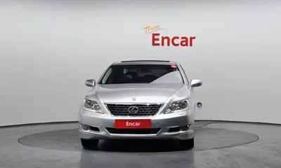 Lexus LS 2011, 155115 км, за 8255.86 USD