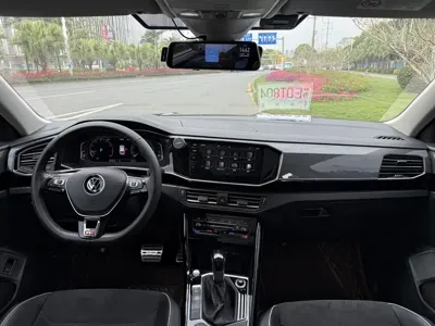 Volkswagen Tayron 2021, 45000 км, за 15112.83 USD