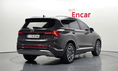 Hyundai Santafe 2022, 116039 км, за 17781.61 USD