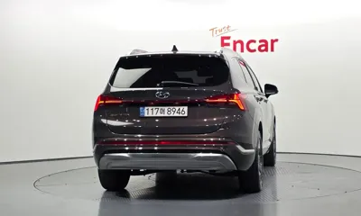 Hyundai Santafe 2022, 116039 км, за 17781.61 USD