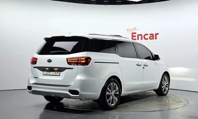 Kia Canival 2019, 163462 км, за 10181.29 USD