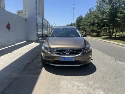 Volvo XC60 2017, 110000 км, за 8381.36 USD