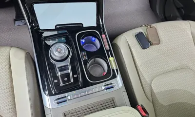 Kia Canival 2023, 45905 км, за 28807.92 USD - фото 9