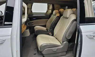 Kia Canival 2023, 45905 км, за 28807.92 USD - фото 12