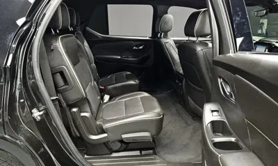 ChevroletGMDaewoo Traverse 2022, 87490 км, за 17509.08 USD - фото 12