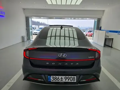 Hyundai Sonata 2020, 58215 км, за 13749.35 USD